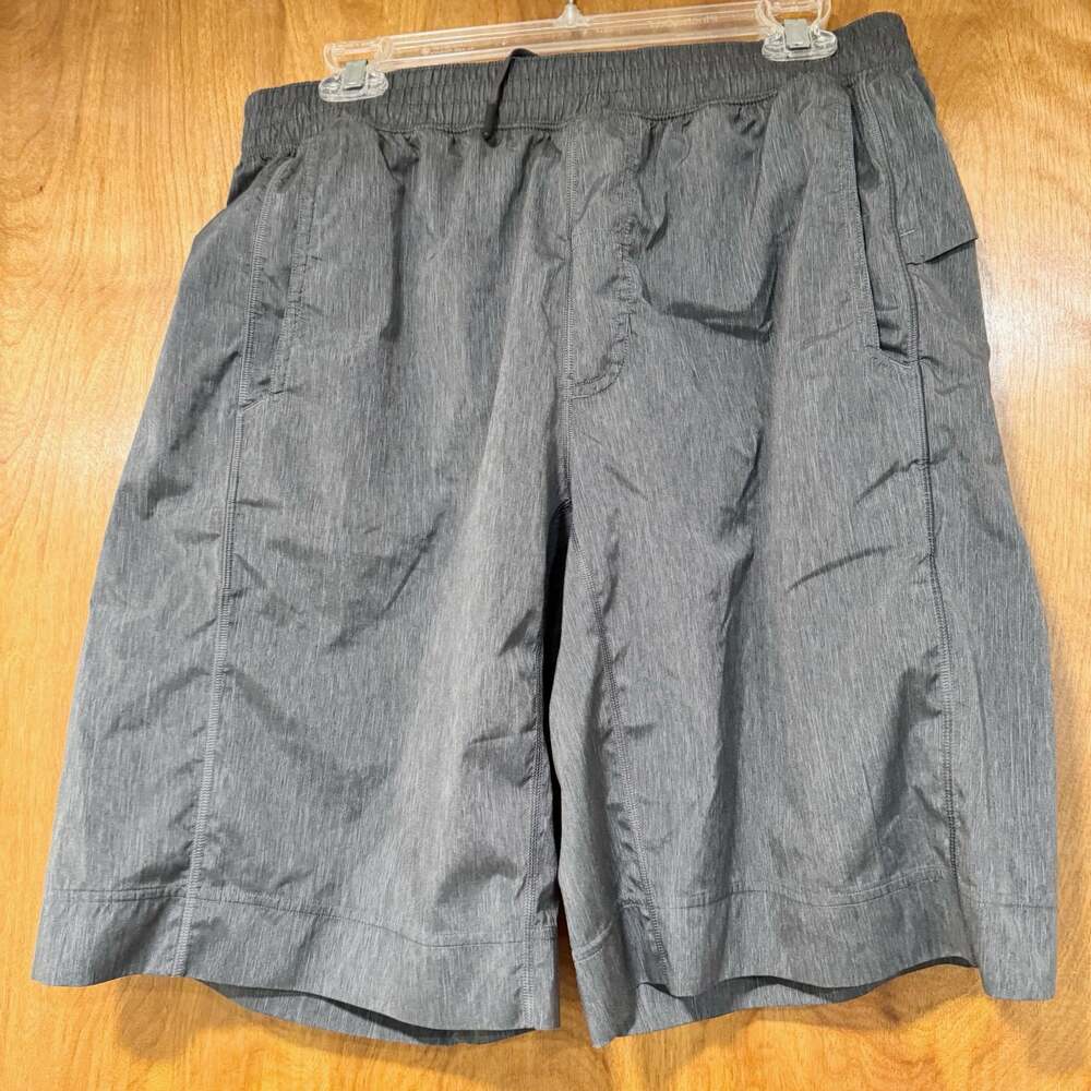 Lululemon Men’s Gray Athletic Shorts Large Unlined Drawstring Casual